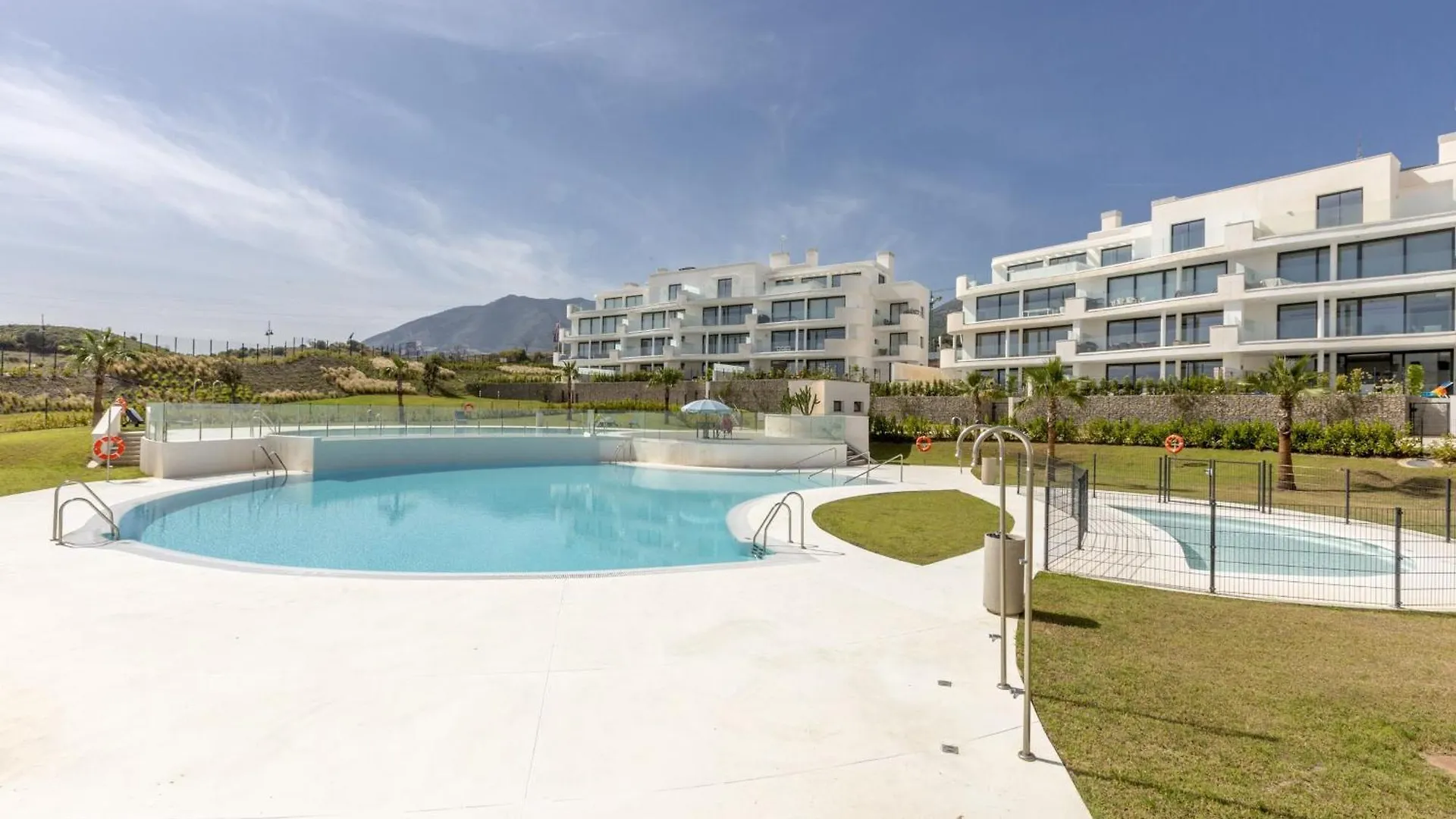 Apartment Vivi Homes - Panorama Pool, Golf, Terrace & Sea View Fuengirola